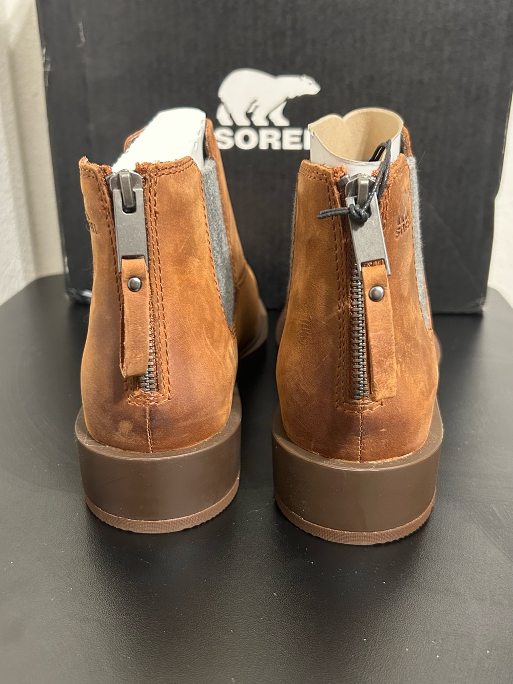 SOREL Emelie II Chelsea Heel Zip Women’s Leather Boots Dark Amber Tobacco Size 9 - Picture 8 of 11
